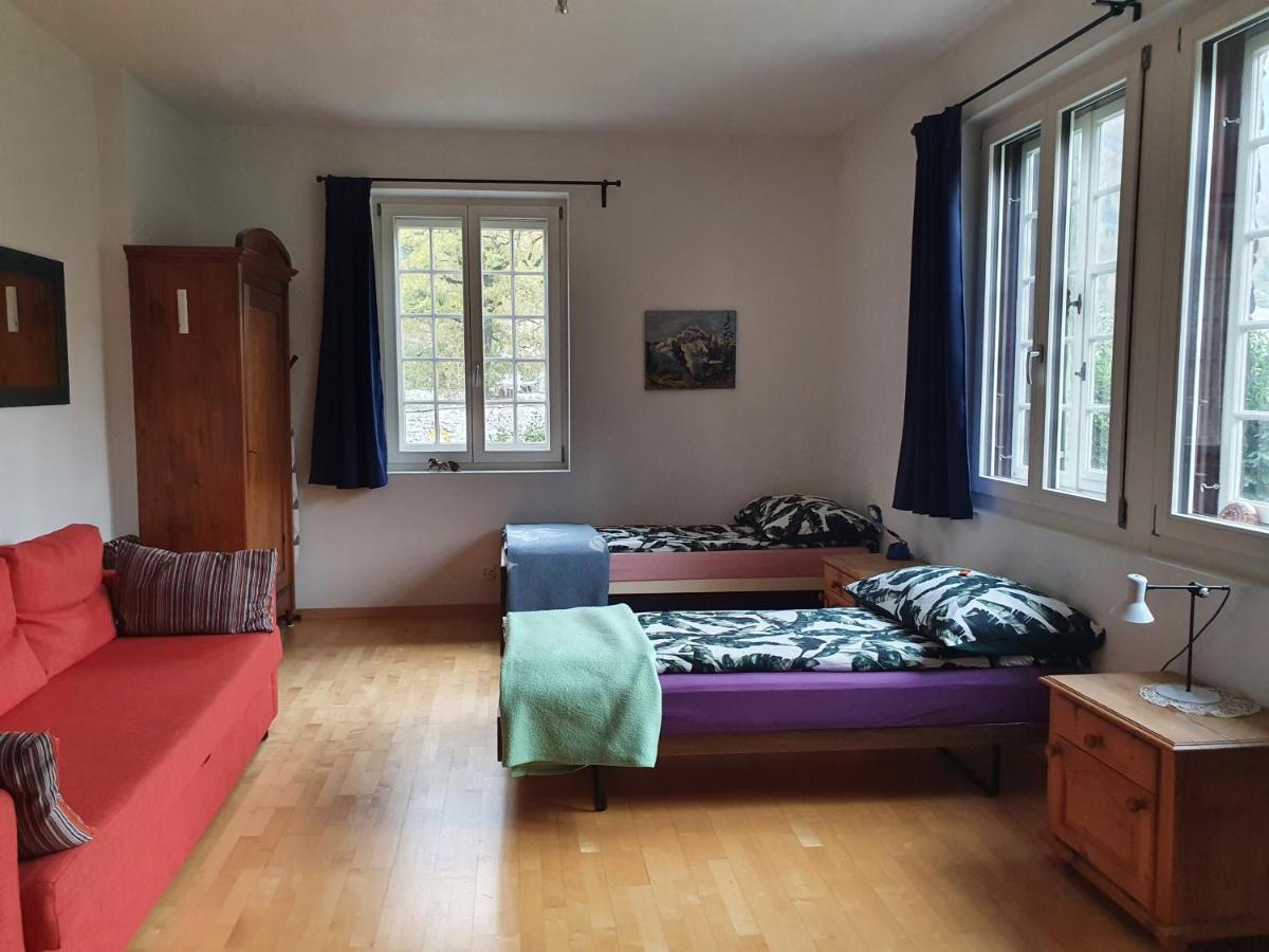 Zentral Gelegene Wohnung Mit Grossem Garten Interlaken Exterior foto
