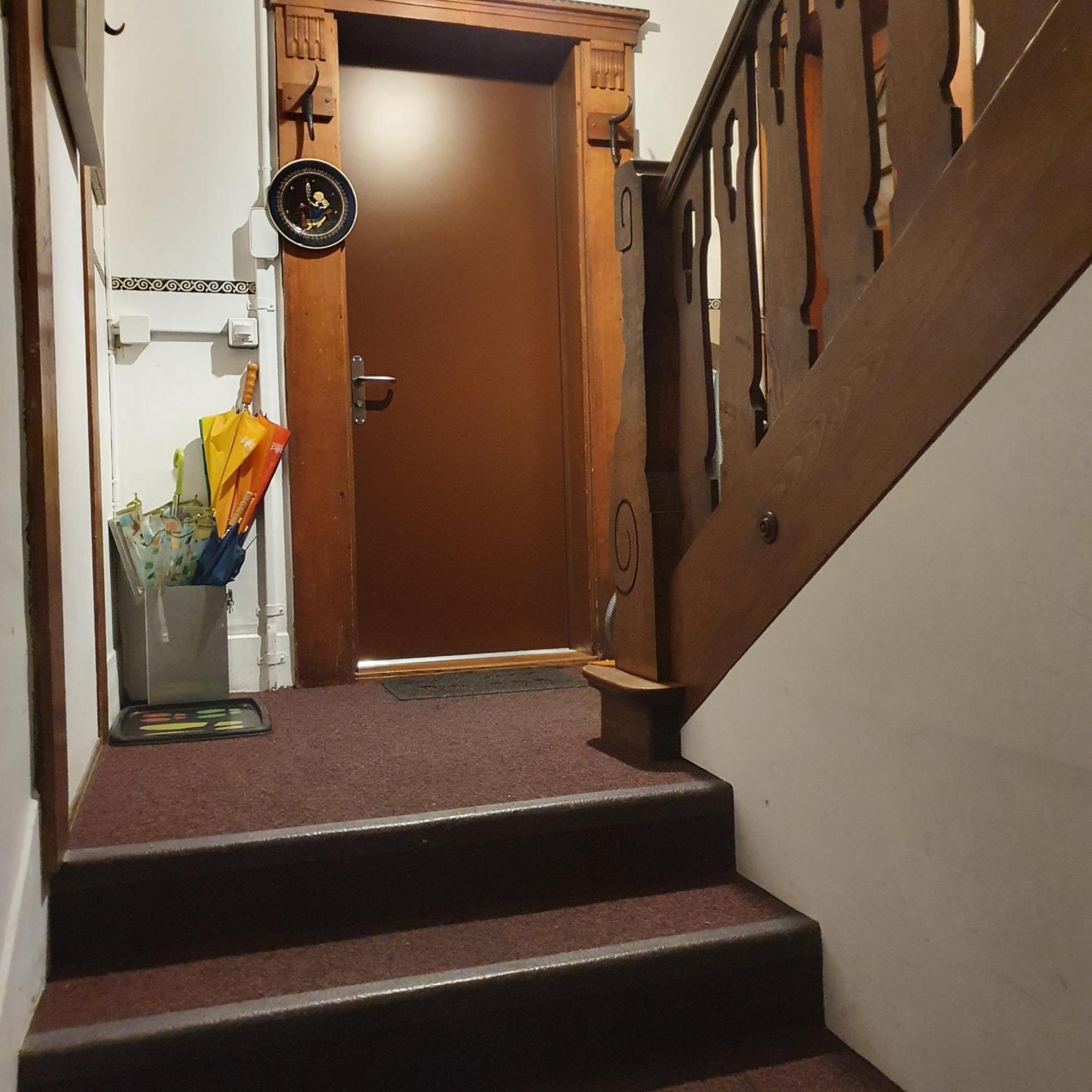 Zentral Gelegene Wohnung Mit Grossem Garten Interlaken Exterior foto