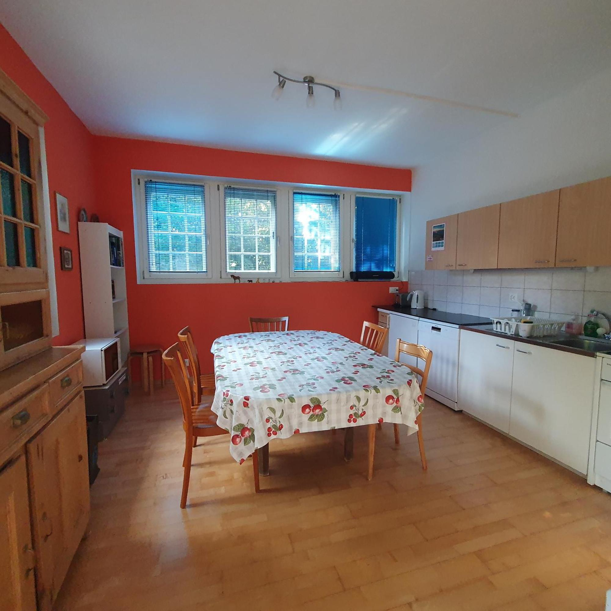 Zentral Gelegene Wohnung Mit Grossem Garten Interlaken Exterior foto